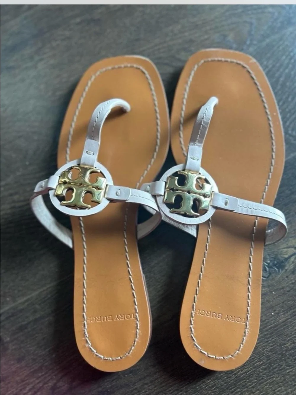Tory Burch White Leather Thong Sandals with Gold Logo Medallion